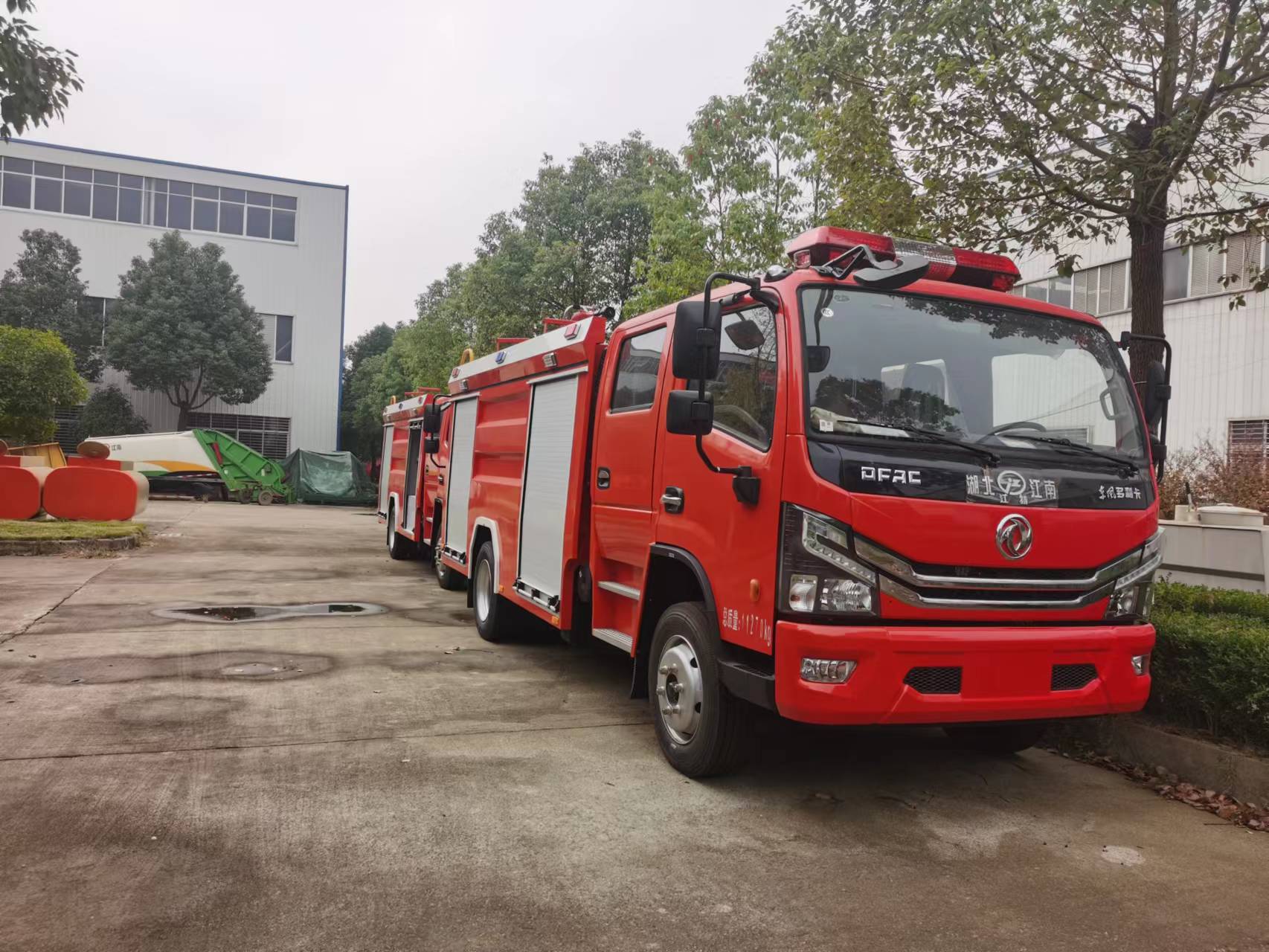 東風(fēng)多利卡5噸水罐消防車